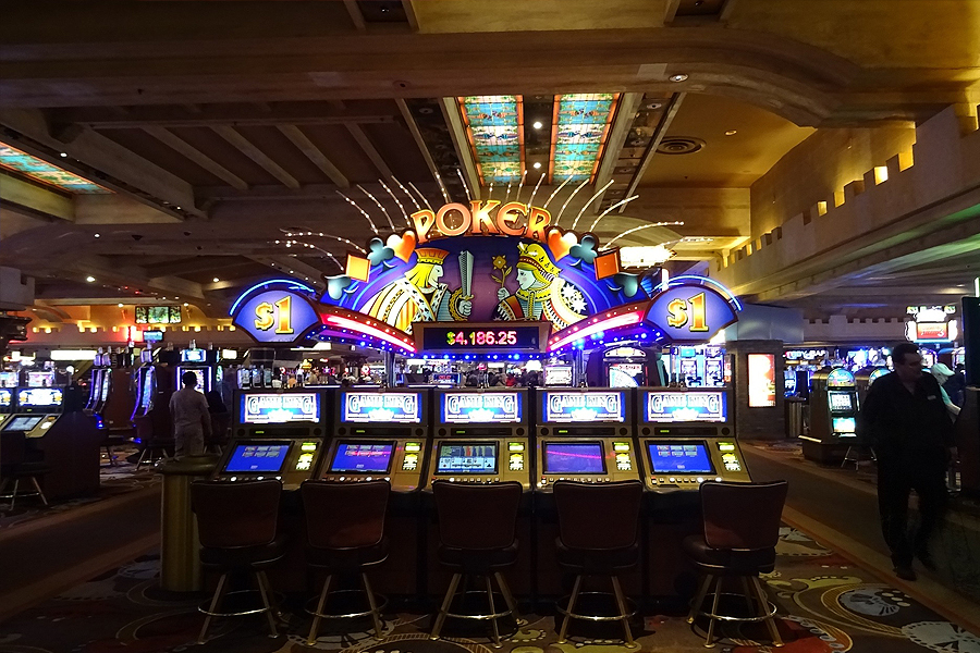 Progressive Slot Machine Strategy